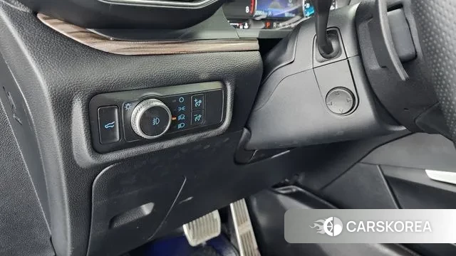 Ford Explorer 6th Generation 2020 Белый из Кореи, фото 5