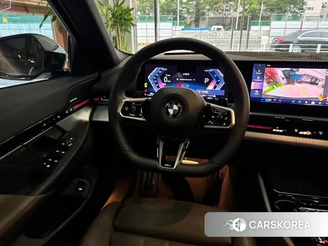 BMW 5 Series (G60) 2024 Серый из Кореи, фото 5