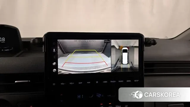 Hyundai Staria 2023 Белый из Кореи, фото 5