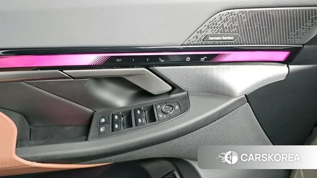 BMW 5 Series (G60) 2025 Белый из Кореи, фото 5