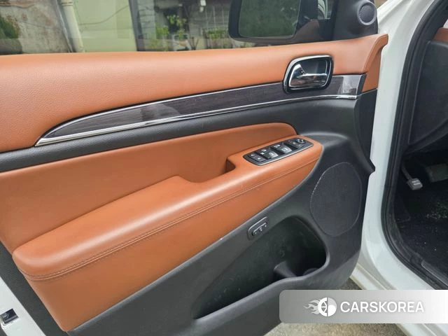 Jeep Grand Cherokee 2021 Белый из Кореи, фото 5