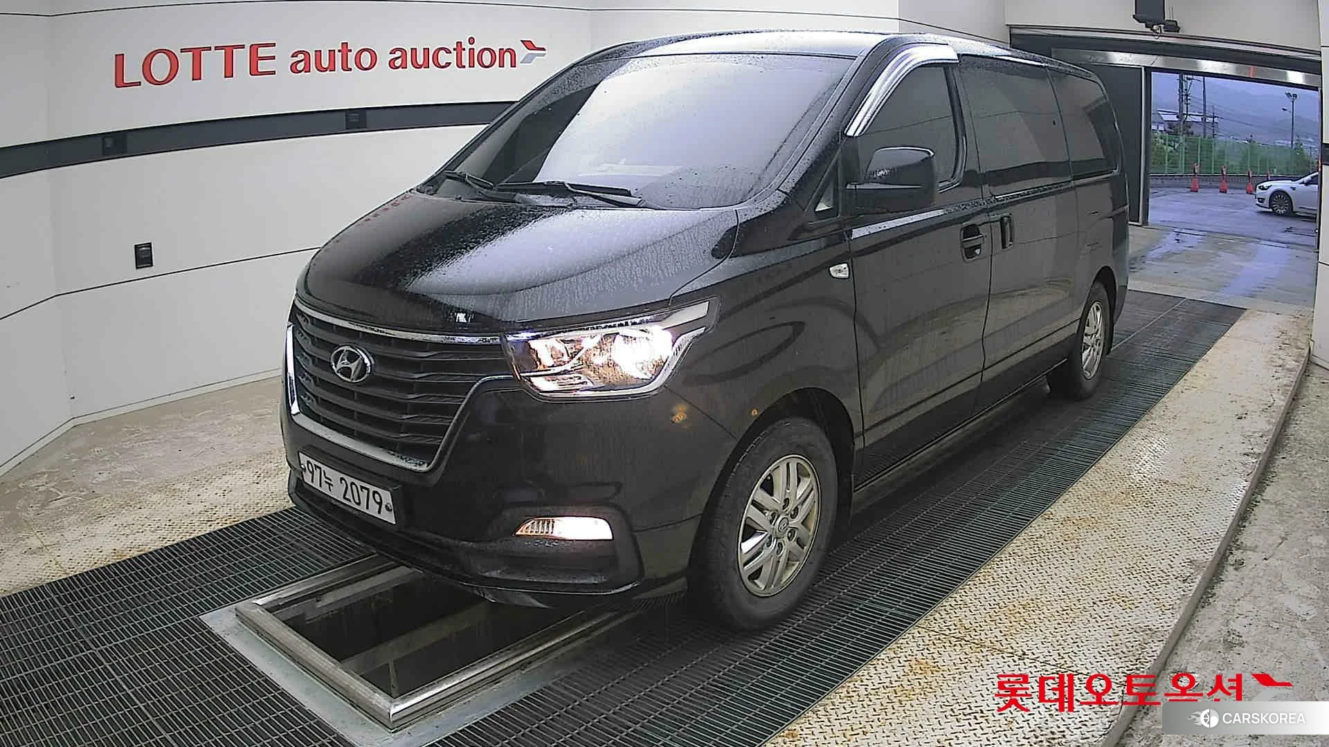 Hyundai Grand Starex 2021 Черный из Кореи, фото 5