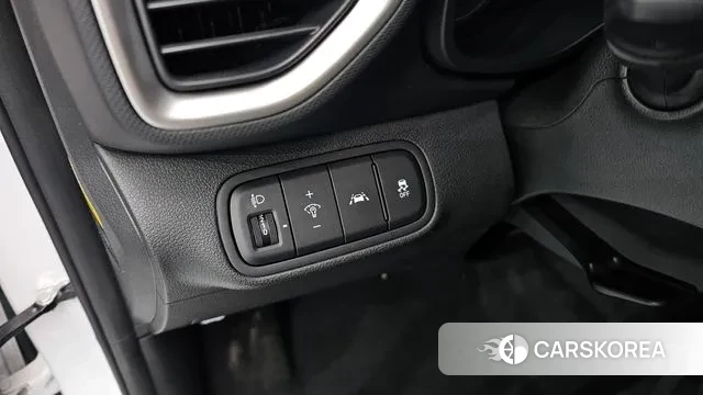 Hyundai Venue 2020 Белый из Кореи, фото 5