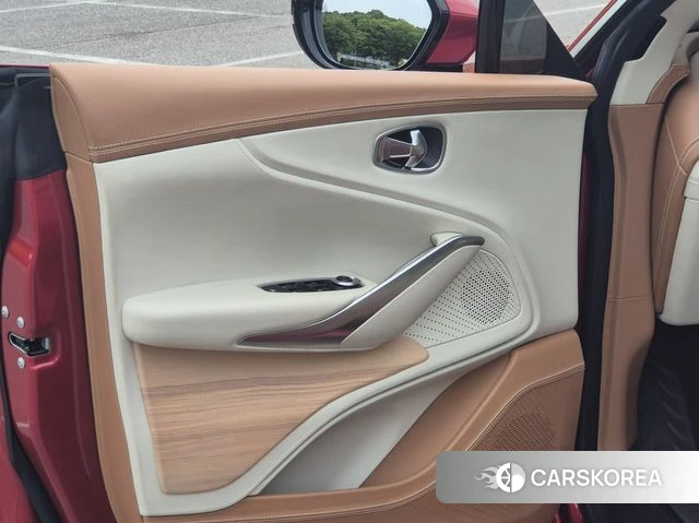 Aston Martin DBX 2022 Красный из Кореи, фото 5