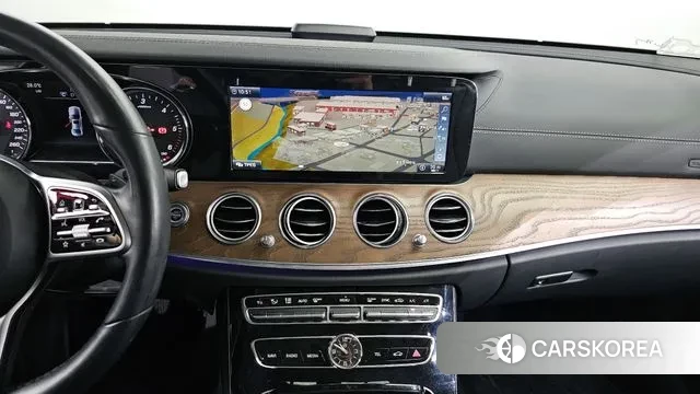 Mercedes-Benz E-Class W213 2019 Черный из Кореи, фото 5