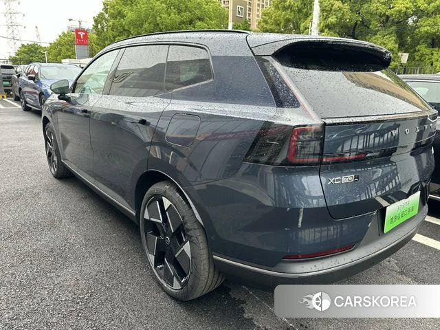 Volvo XC70 2026 Синий из Китая, фото 5