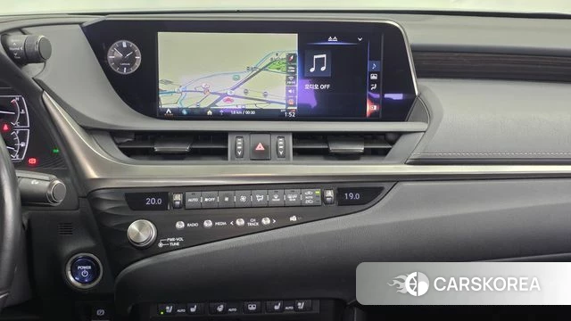 Lexus ES300h 7th generation 2021 Черный из Кореи, фото 5