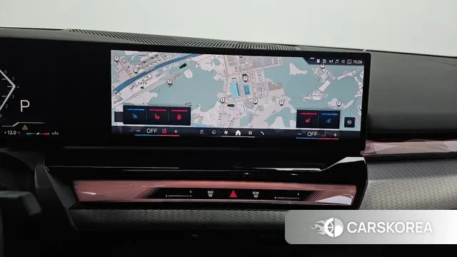 BMW 5 Series (G60) 2025 Светло-серебряный цвет из Кореи, фото 5