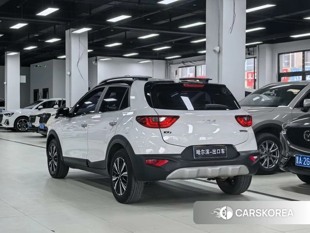 Kia Yi Ran 2022 Белый из Китая, фото 5