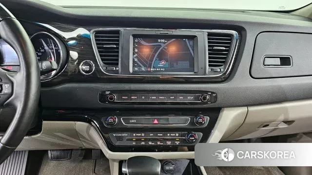 Kia The New Carnival 2019 Белый из Кореи, фото 5