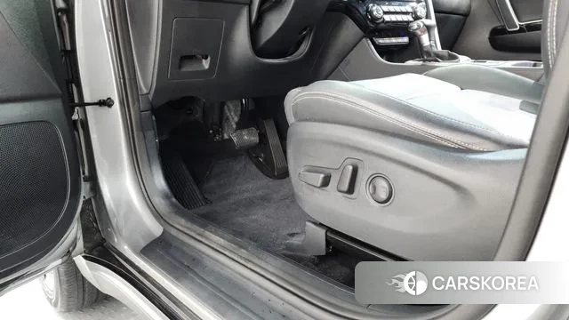 Kia Sportage The Bold 2020 Серебристо-серый из Кореи, фото 5