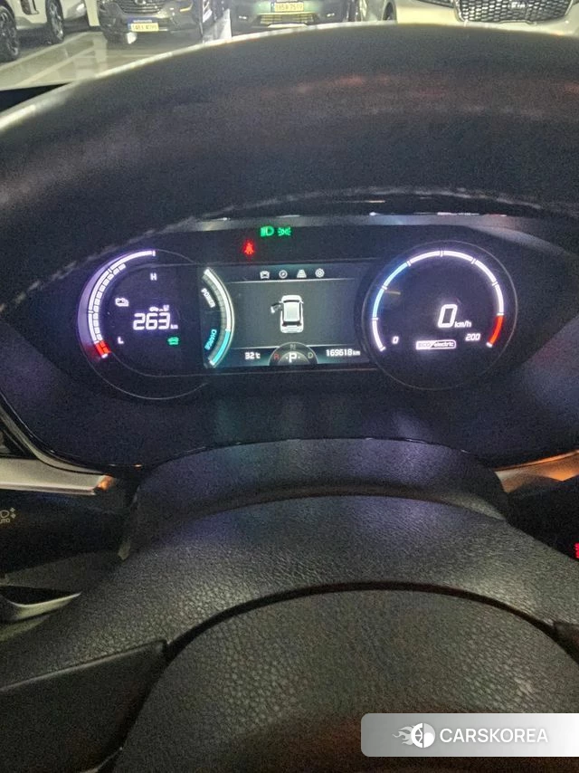 Kia Niro Plus 2022 Белый из Кореи, фото 5
