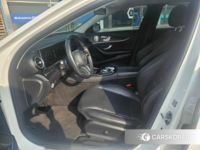 Mercedes-Benz E-Class W213 2020 Жемчужный цвет из Кореи, фото 5