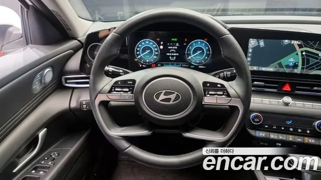 Hyundai The New Avante (CN7) 2023 Белый из Кореи, фото 5