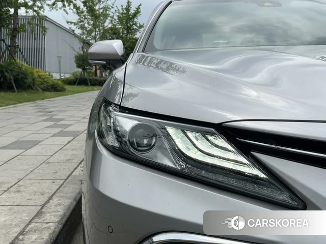 Toyota Camry 2021 Серебристо-серый из Китая, фото 5