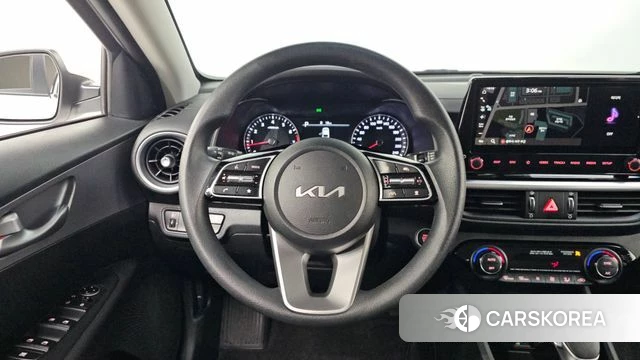 Kia The New K3 2nd generation 2022 Белый из Кореи, фото 5