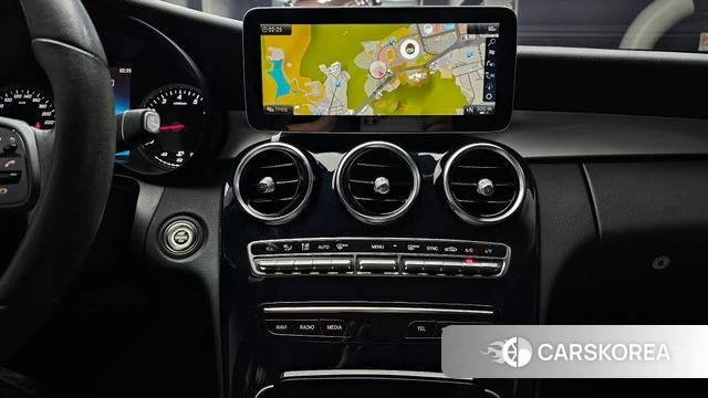 Mercedes-Benz C-Class W205 2019 Белый из Кореи, фото 5