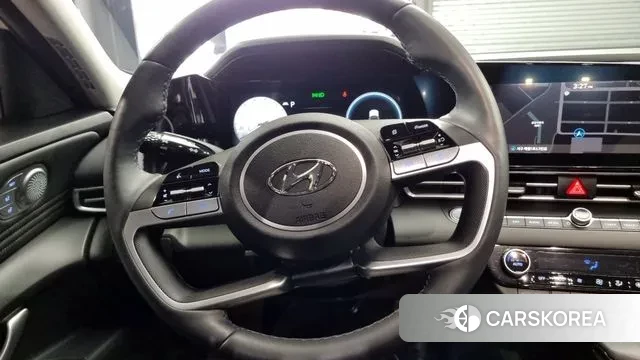 Hyundai Avante (CN7) 2023 Белый из Кореи, фото 5