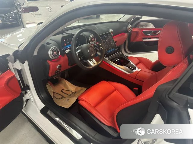 Mercedes-Benz AMG GT C192 2025 Белый из Кореи, фото 5