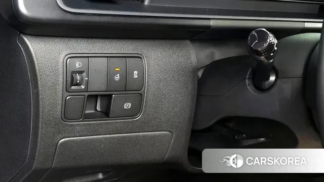 Hyundai Staria 2023 Серебряный из Кореи, фото 5