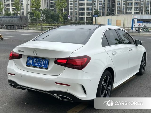 Mercedes-Benz Class A 2024 Белый из Китая, фото 5