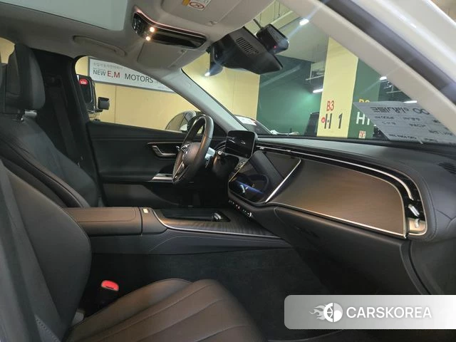 Mercedes-Benz E-Class W214 2025 Белый из Кореи, фото 5