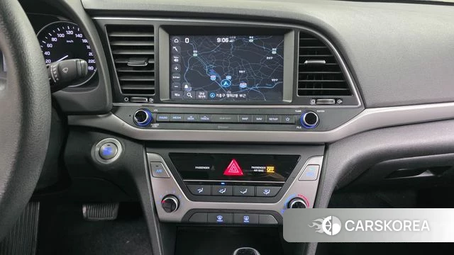 Hyundai Avante AD 2018 Белый из Кореи, фото 5