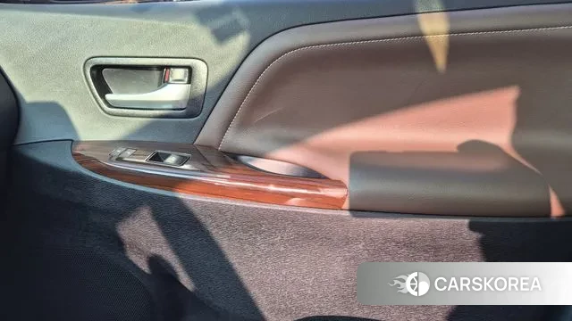 Toyota Sienna 2018 Белый из Кореи, фото 5