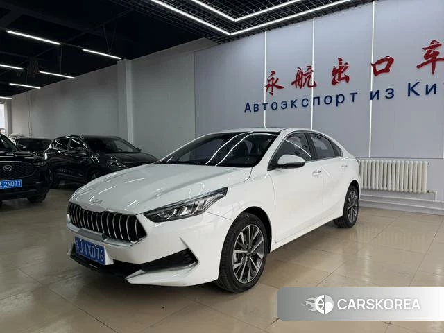Kia K3 2023 Белый из Китая, фото 5