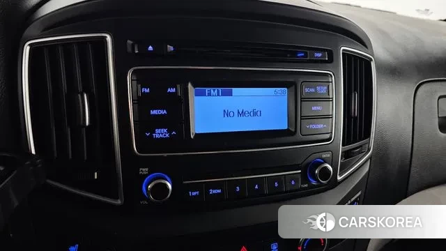 Hyundai The New Grand Starex 2019 Серебристо-серый из Кореи, фото 5