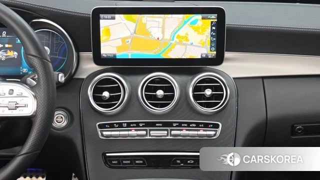Mercedes-Benz C-Class W205 2022 Белый из Кореи, фото 5