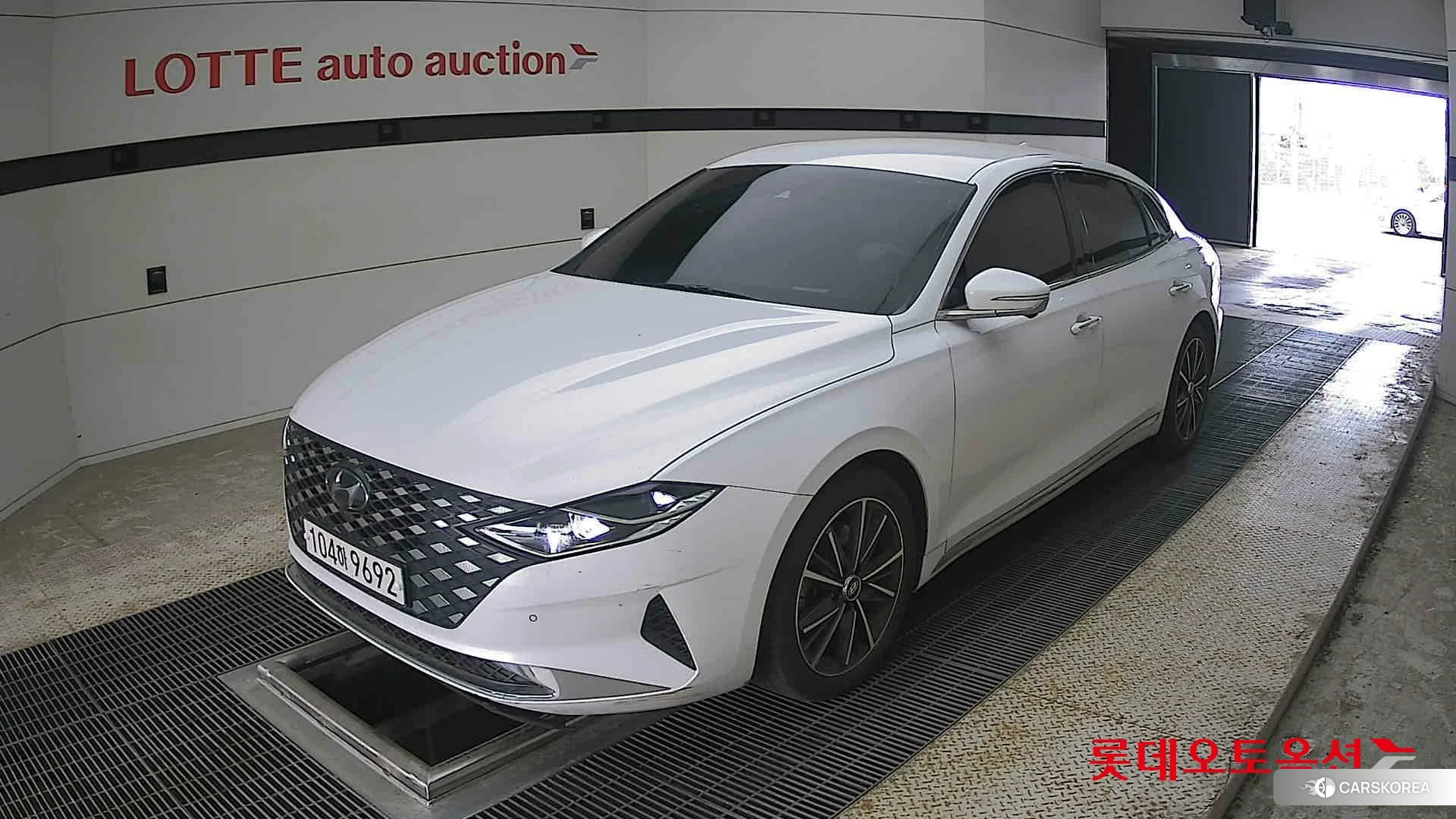 Hyundai Grandeur 2020 White cream (optional) из Кореи, фото 5
