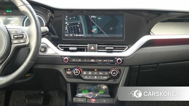 Kia Niro Plus 2022 Белый из Кореи, фото 5