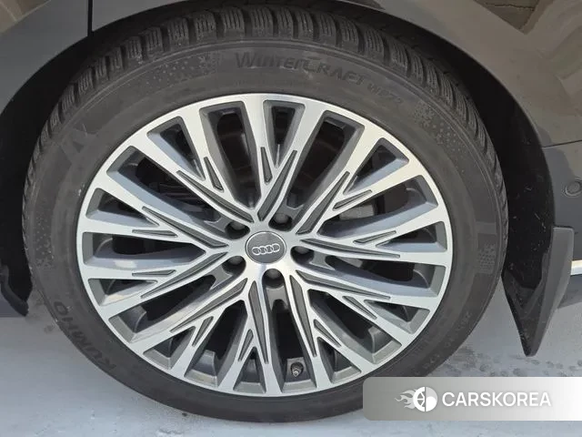 Audi A8 (D5) 2020 Черный из Кореи, фото 5