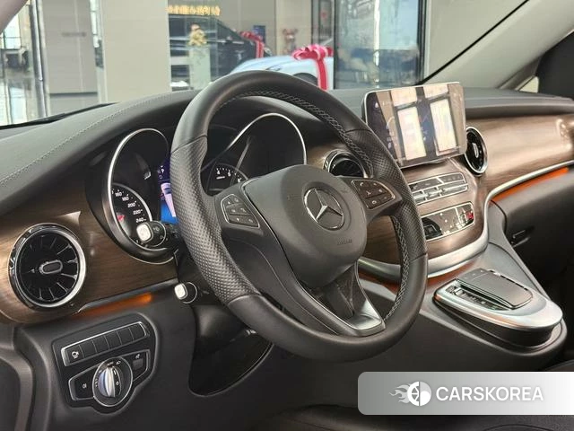 Mercedes-Benz V-class 2022 Черный из Китая, фото 5