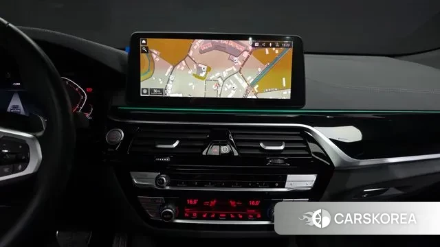 BMW 6 Series GT (G32) 2024 Белый из Кореи, фото 5