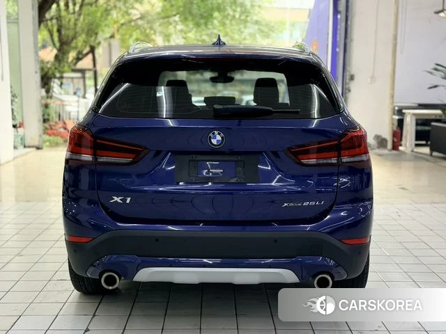 BMW X1 2021 Синий из Китая, фото 5