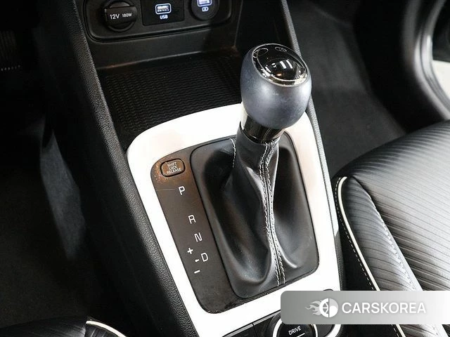 Hyundai Venue 2019 Серый из Кореи, фото 5