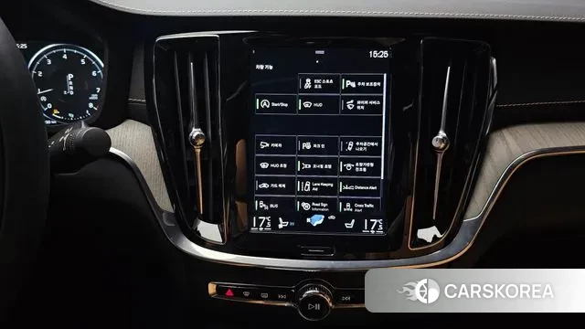 Volvo S60 3rd generation 2020 Белый из Кореи, фото 5