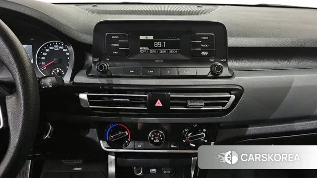 Kia Seltos 2021 Белый из Кореи, фото 5