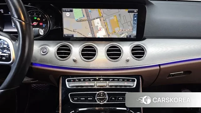 Mercedes-Benz E-Class W213 2019 Серый из Кореи, фото 5