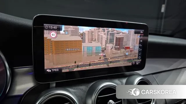 Mercedes-Benz C-Class W205 2021 Белый из Кореи, фото 5