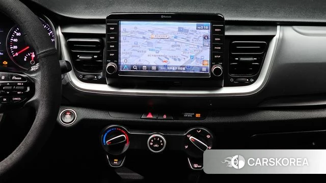 Kia Stonic 2018 Белый из Кореи, фото 5