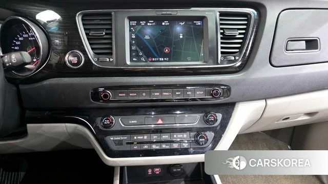 Kia The New Carnival 2018 Серый из Кореи, фото 5