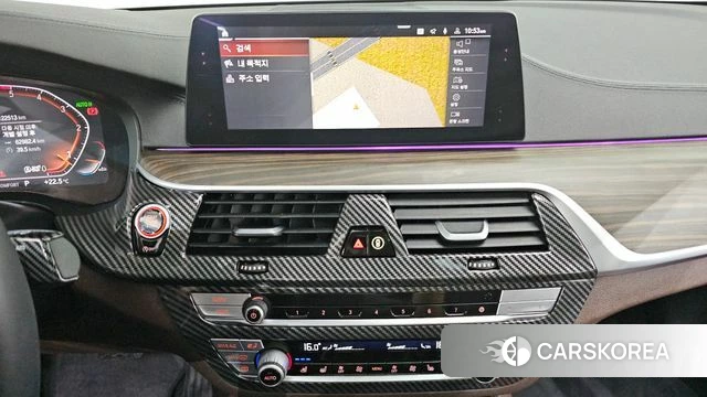 BMW 5 Series (G30) 2019 Белый из Кореи, фото 5