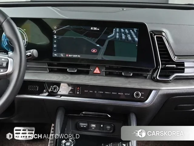 Kia Sportage 5th Generation Hybrid 2024 Белый из Кореи, фото 5