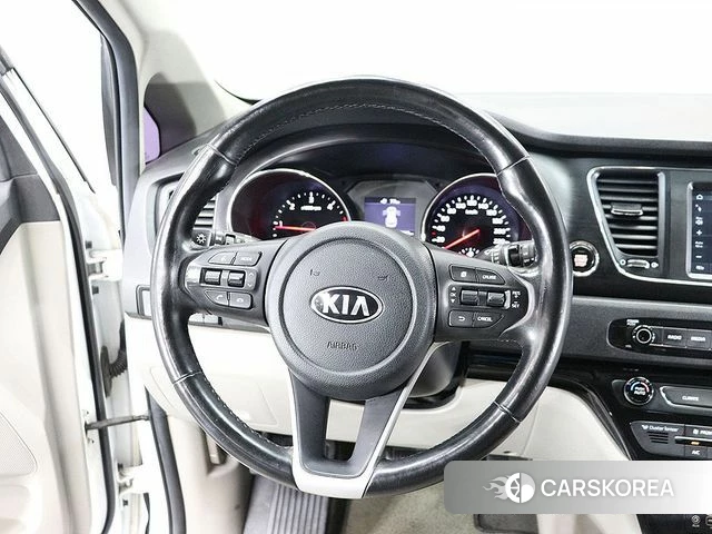 Kia The New Carnival 2018 Белый из Кореи, фото 5
