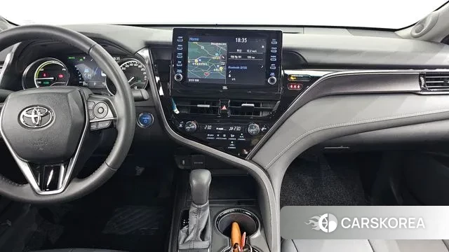 Toyota Camry (XV70) 2023 Золотой из Кореи, фото 5