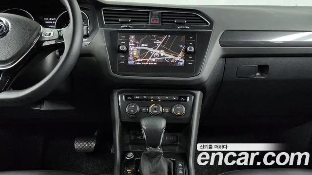 Volkswagen Tiguan second Generation 2018 Красный из Кореи, фото 5