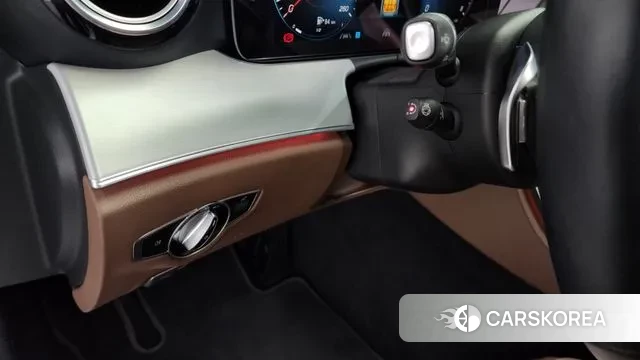 Mercedes-Benz E-Class W213 2021 Белый из Кореи, фото 5